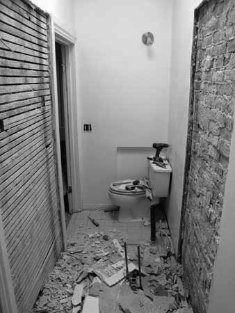 Modernisation et optimisation d'une salle de bain étroite (centre-ville)